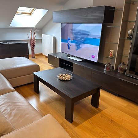 Apartamento Gran Via - Parking Gratis ซาลามังกา ภายนอก รูปภาพ