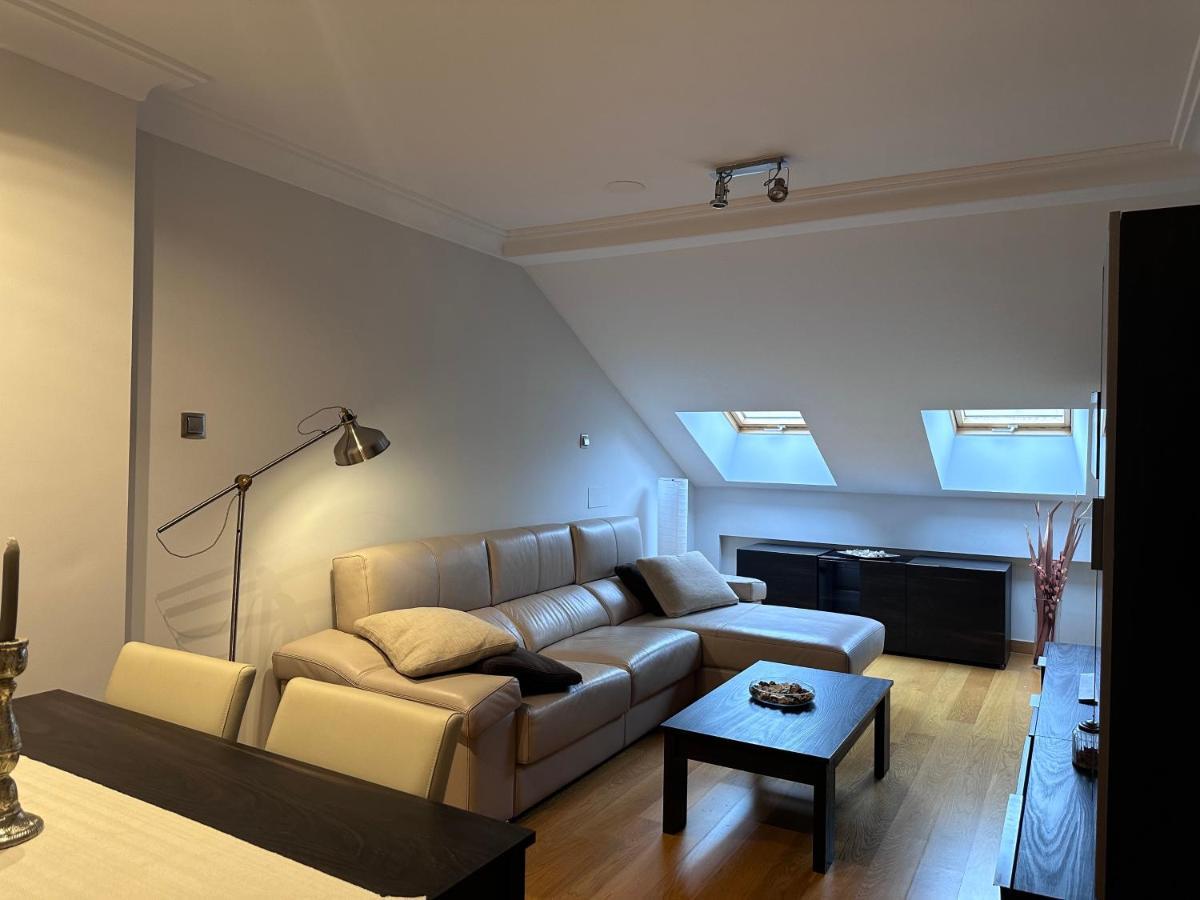 Apartamento Gran Via - Parking Gratis ซาลามังกา ภายนอก รูปภาพ