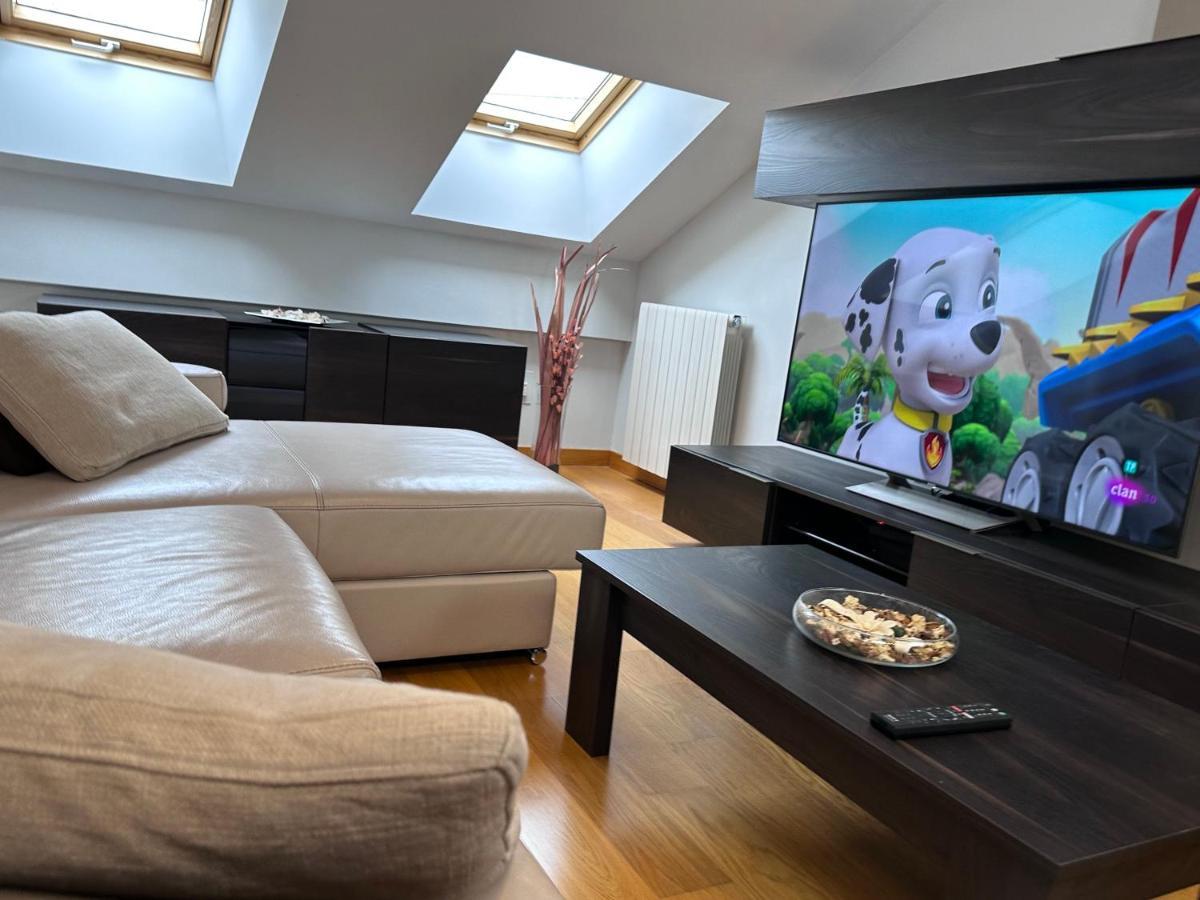 Apartamento Gran Via - Parking Gratis ซาลามังกา ภายนอก รูปภาพ